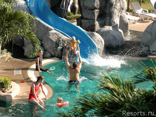 Centara Kata Resort 11